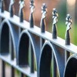 Le portillon en aluminium : une solution optimale pour sécuriser et embellir votre propriété